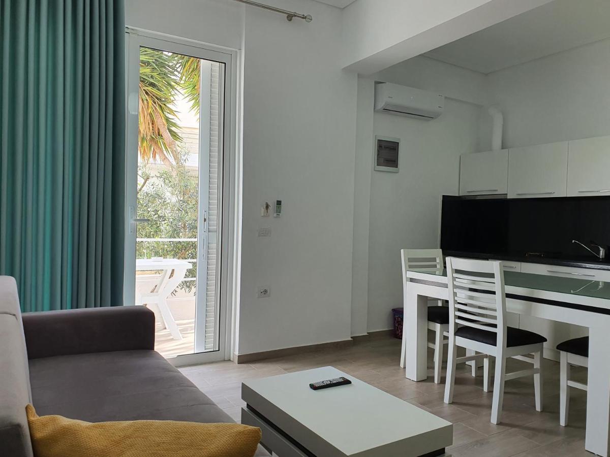 Villa Kristiana ซารานเดอ ภายนอก รูปภาพ